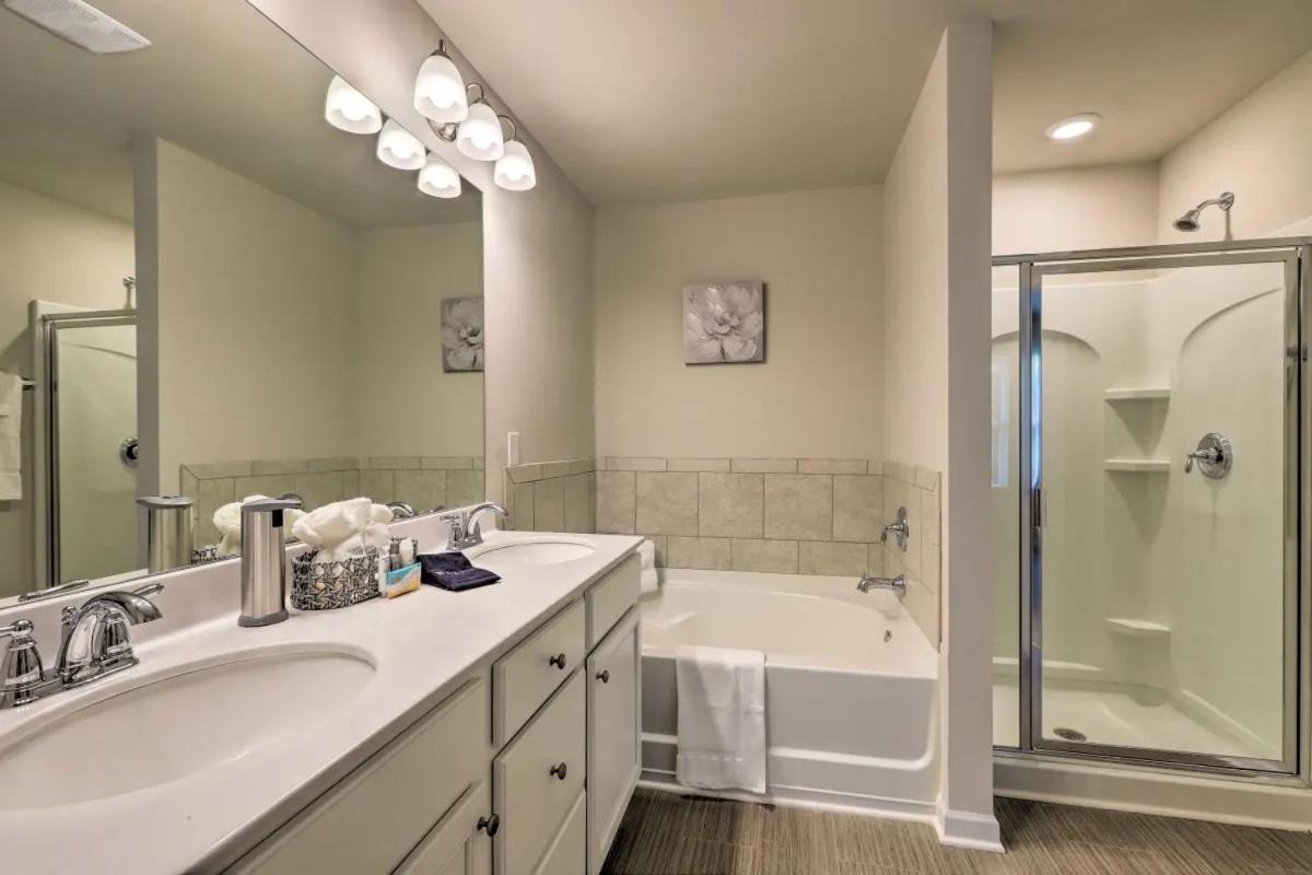 Modern 3Br Townhome 10 Mins To Downtown Atl Атланта Экстерьер фото